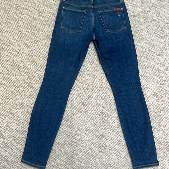 7 for all mankind “the ankle skinny” distressed denim. - Picture 5 of 5